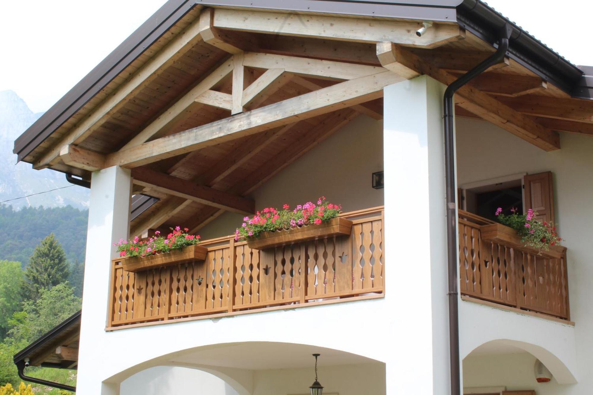 Appartamento Vacanze Bordala Ronzo-Chienis Exterior photo