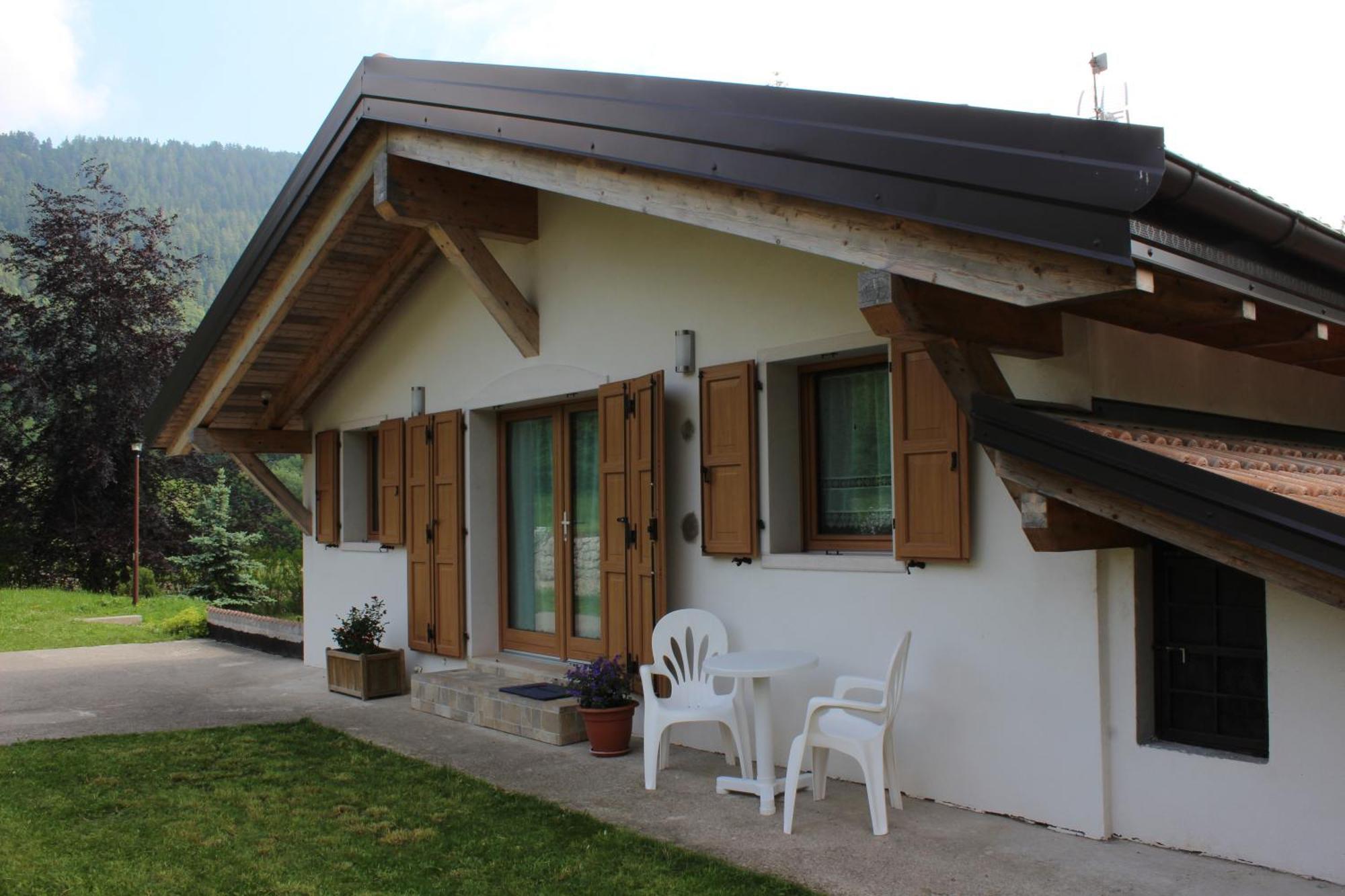 Appartamento Vacanze Bordala Ronzo-Chienis Exterior photo